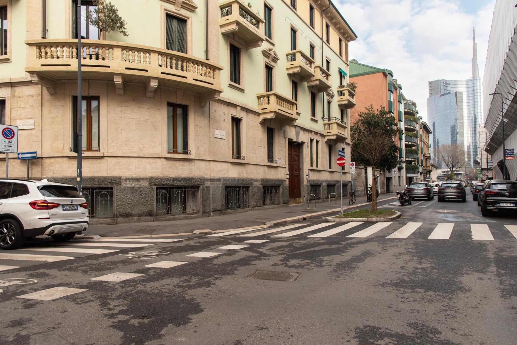 Youhosty - Chinatown Bright And Luxury Apartment Milano Dış mekan fotoğraf
